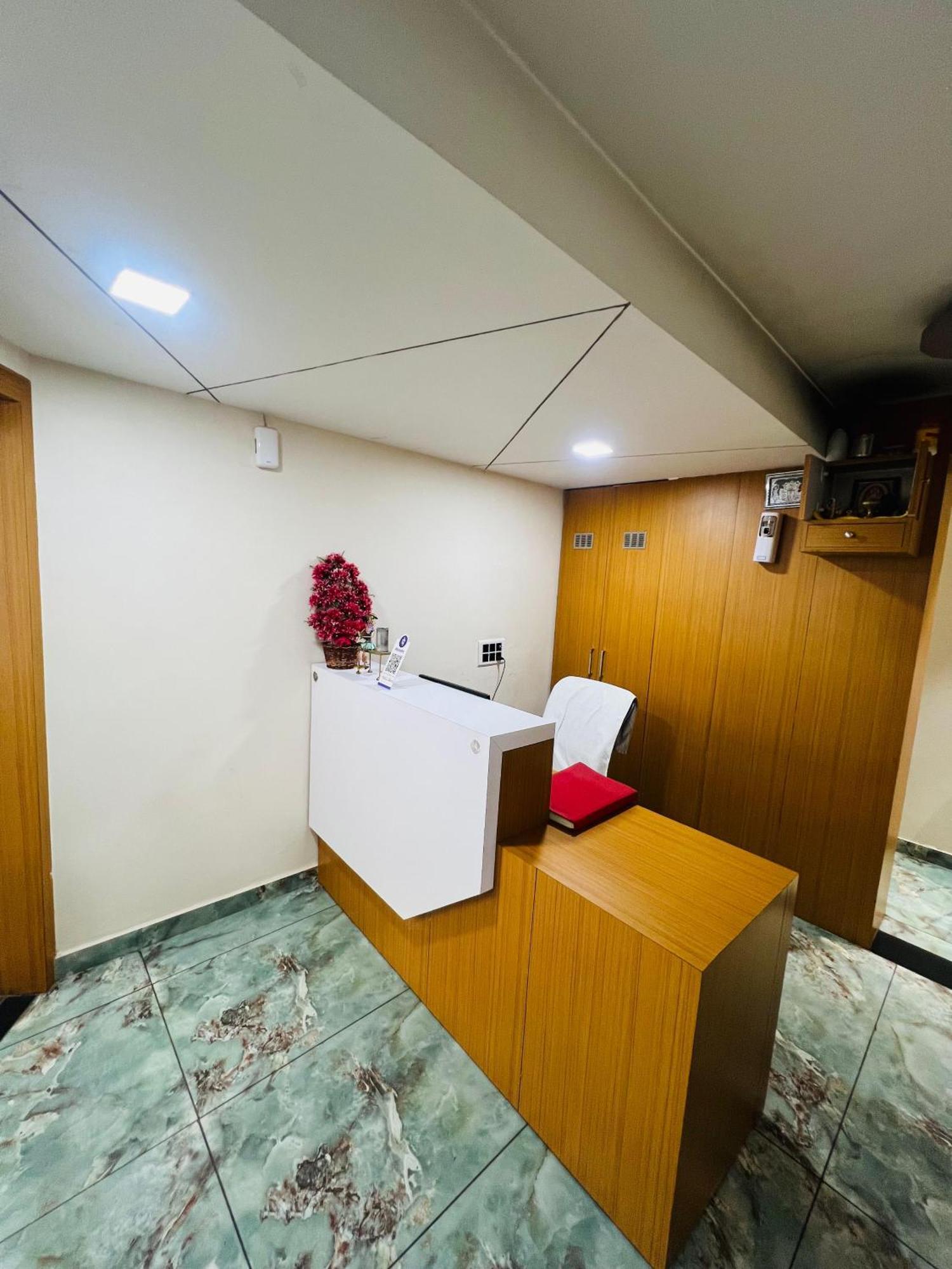 Hotel Exotic Ahmedabad Exterior photo